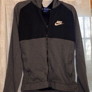 Nike Women's Two-Tone Black and Gray Jacket